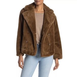 NWOT Vince Oversized XS Faux Fur Coat